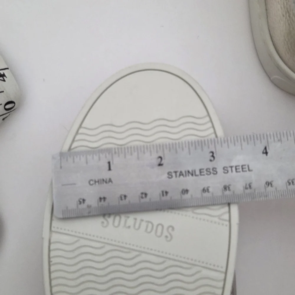 Soludos Ibiza Classic Leather Sneaker Platinum, Women's Sizes 10 New Without Box